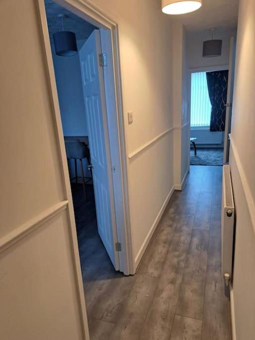 1 Bed Apart Dowlais Extérieur photo