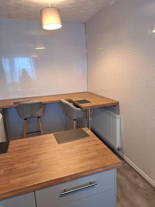 1 Bed Apart Dowlais Extérieur photo
